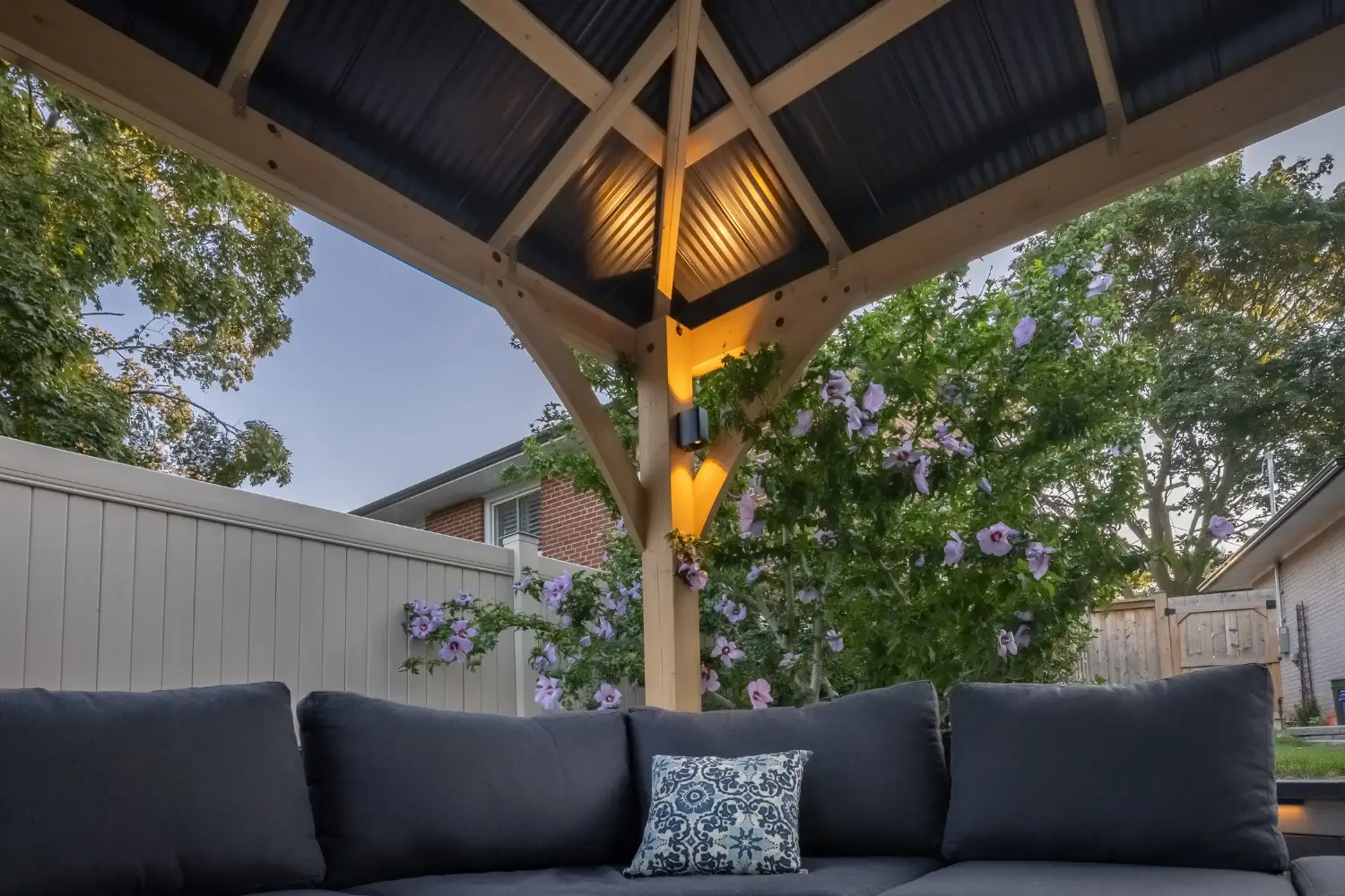 Custom gazebo installation